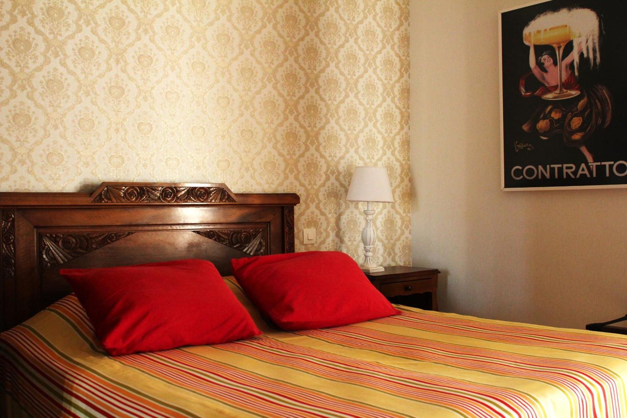 Hotel Diderot Шинон Екстер'єр фото