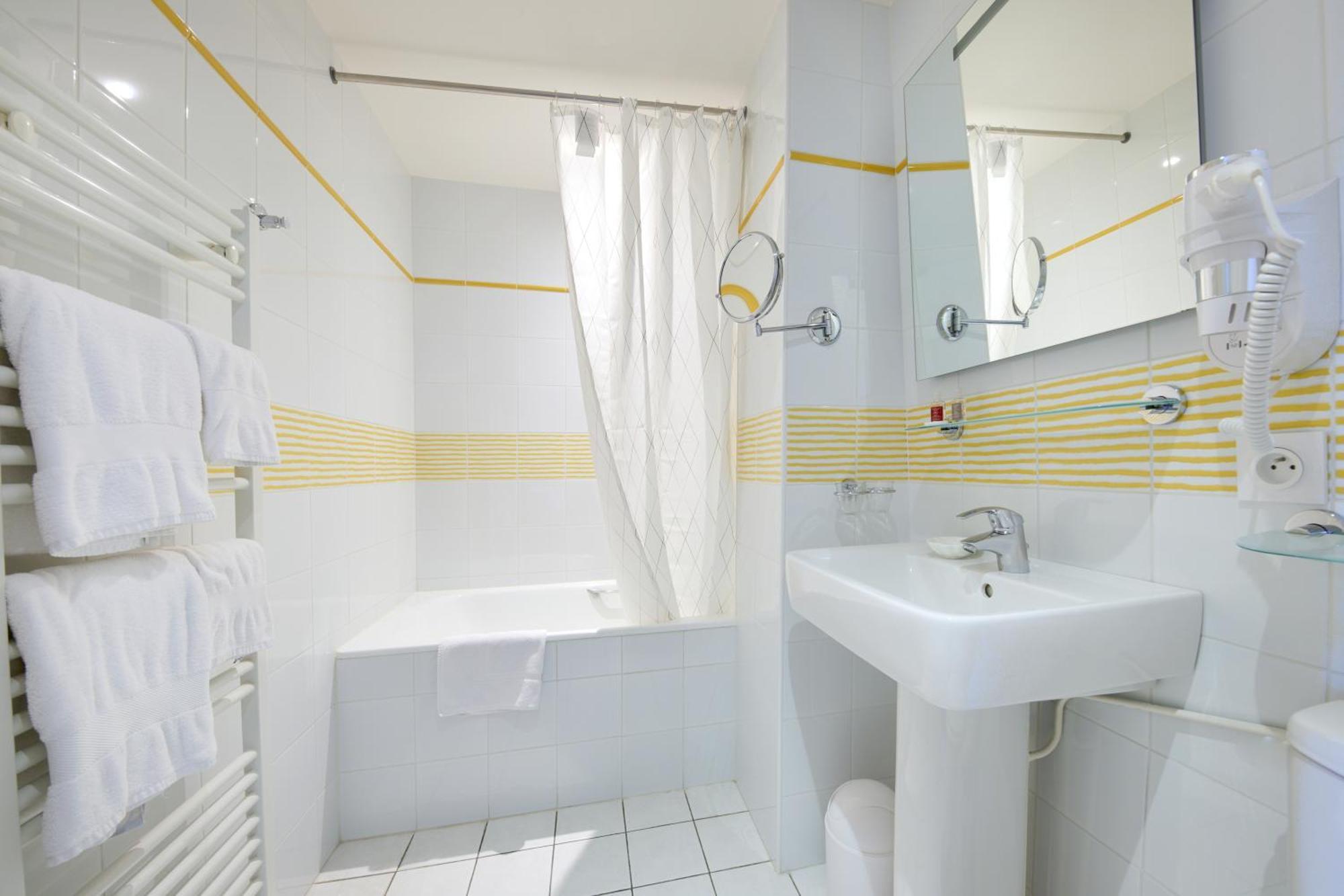 Hotel Diderot Шинон Екстер'єр фото