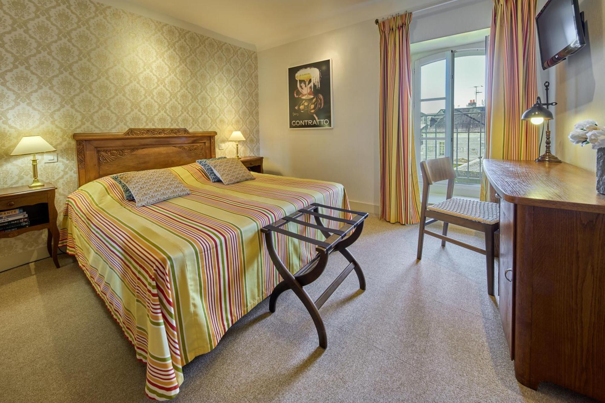 Hotel Diderot Шинон Екстер'єр фото