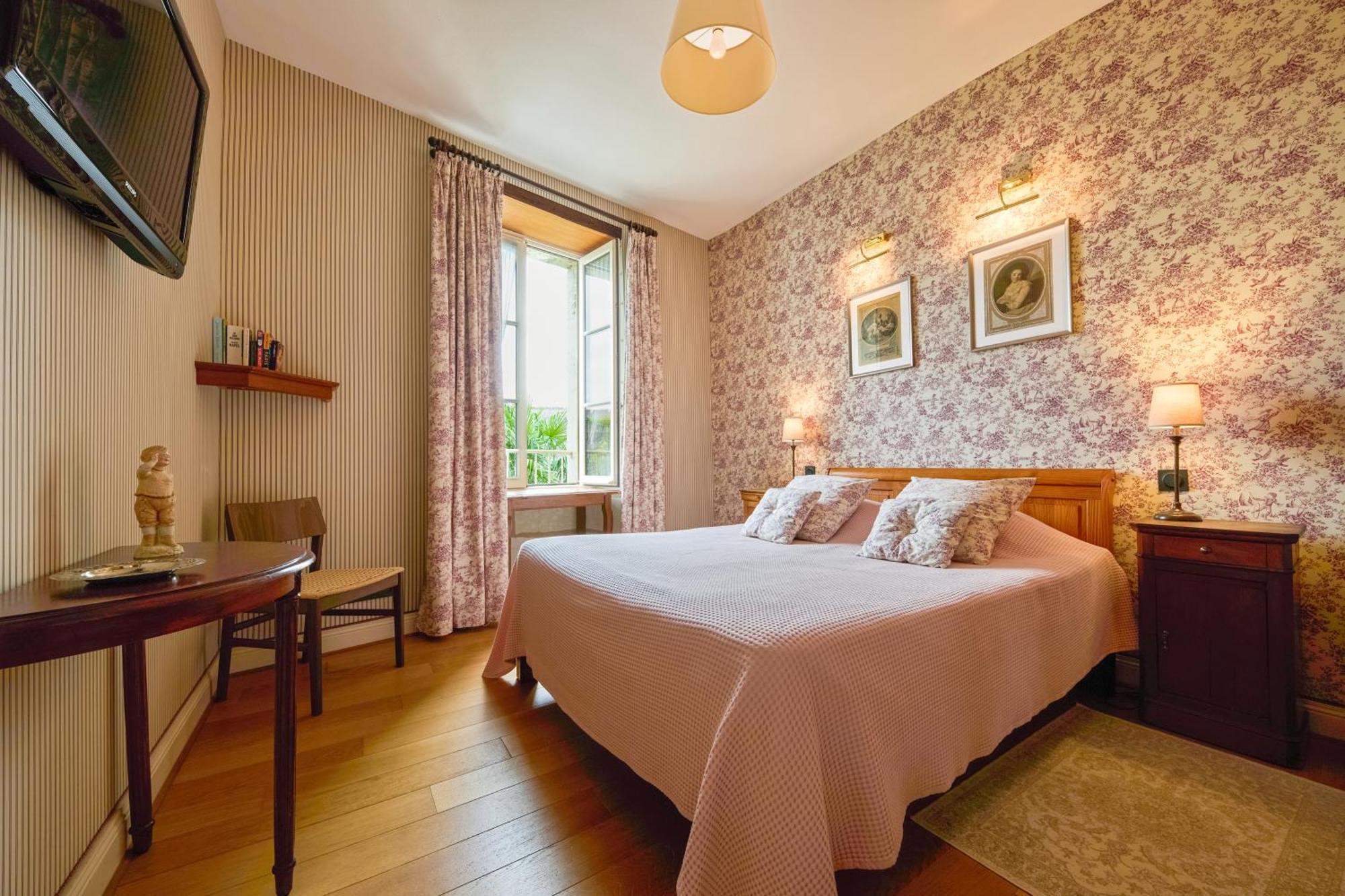 Hotel Diderot Шинон Екстер'єр фото