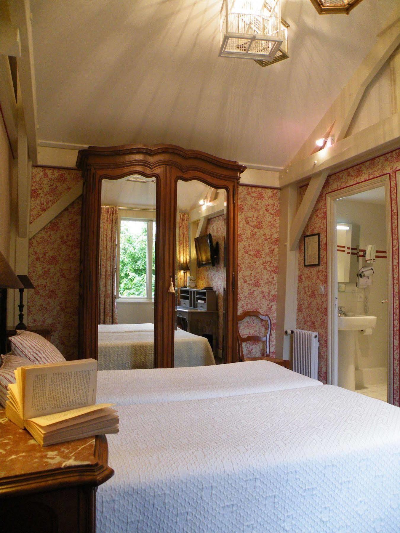 Hotel Diderot Шинон Екстер'єр фото